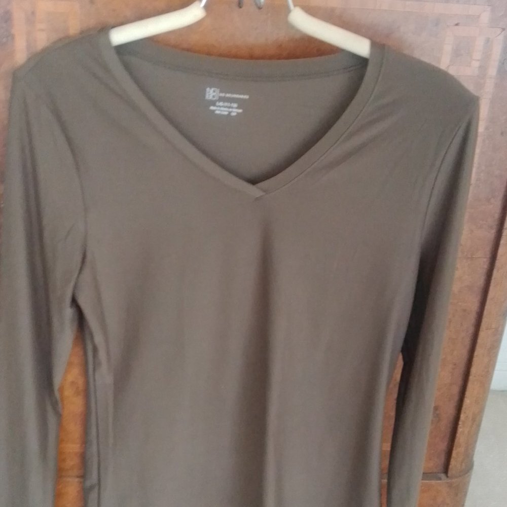Long sleeve shirt